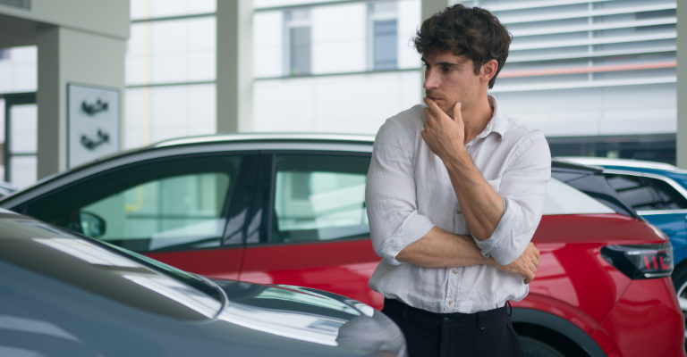 Seguro de auto Quálitas: cobertura amplia vs limitada