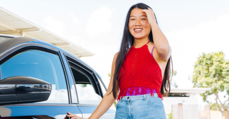 Seguro de auto para Renault Logan | Compara coberturas y precios